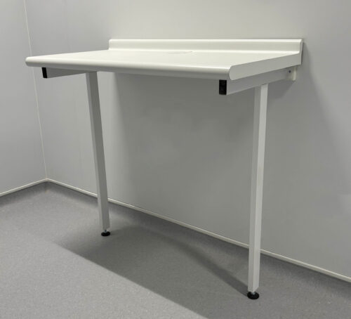 Cantilever leg